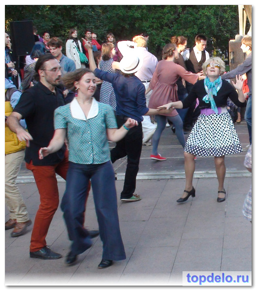 Танцы на фестивале Бульвар искусств 2013